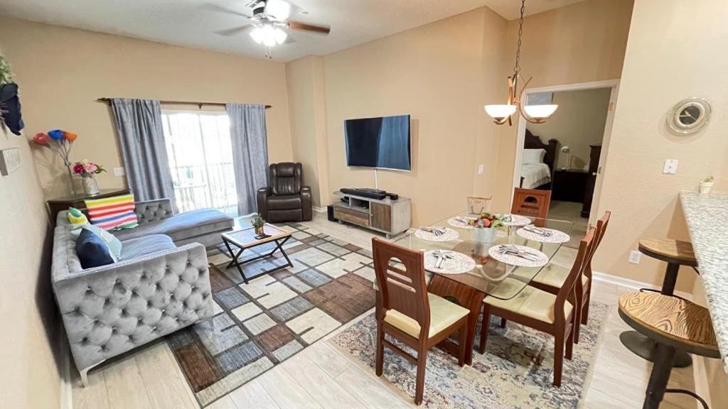 Beautiful 3 Bedroom Apartment Minutes From Disney! Kissimmee Bagian luar foto