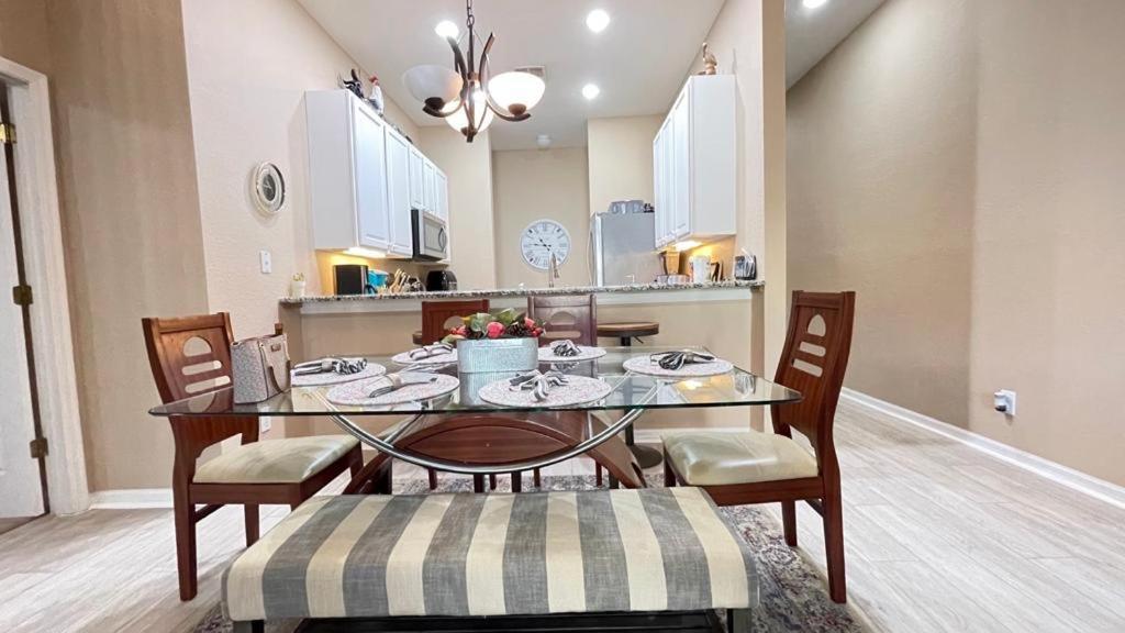Beautiful 3 Bedroom Apartment Minutes From Disney! Kissimmee Bagian luar foto