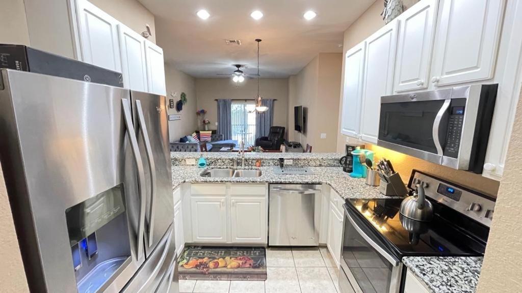 Beautiful 3 Bedroom Apartment Minutes From Disney! Kissimmee Bagian luar foto
