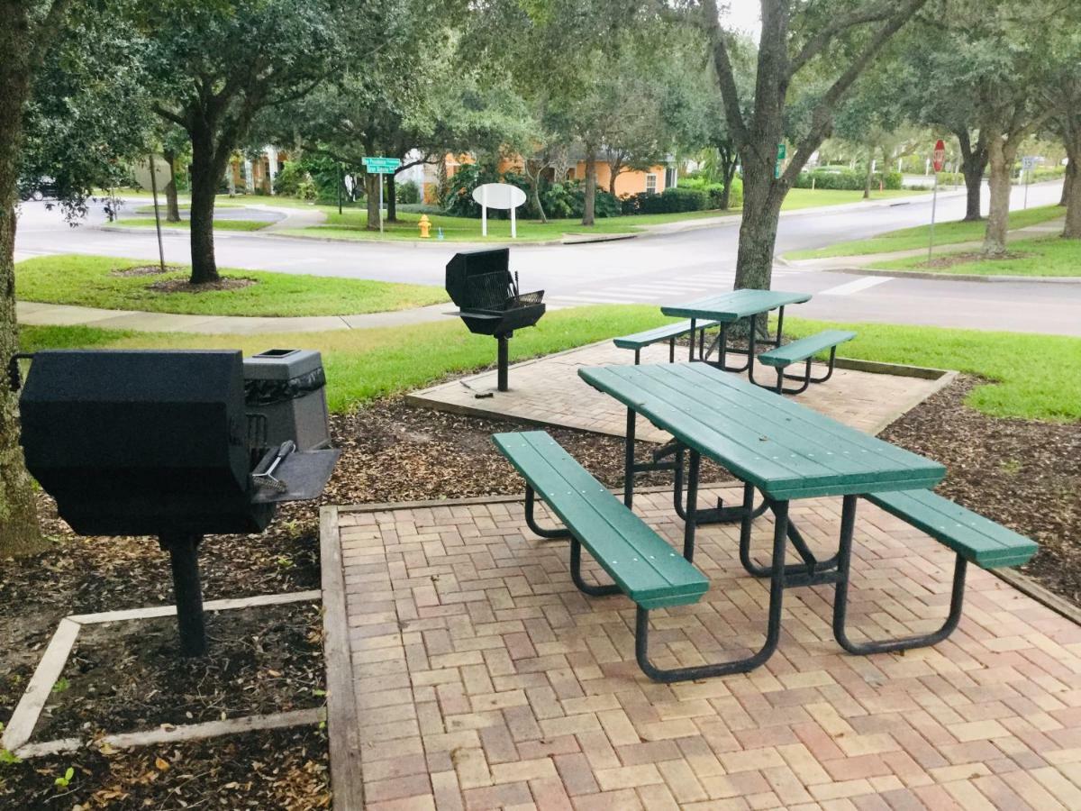 Beautiful 3 Bedroom Apartment Minutes From Disney! Kissimmee Bagian luar foto