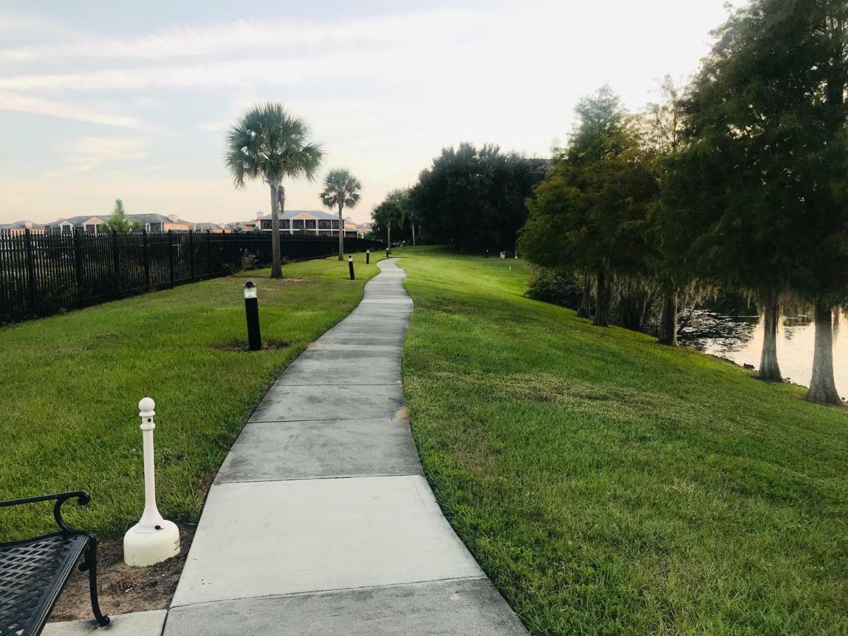 Beautiful 3 Bedroom Apartment Minutes From Disney! Kissimmee Bagian luar foto
